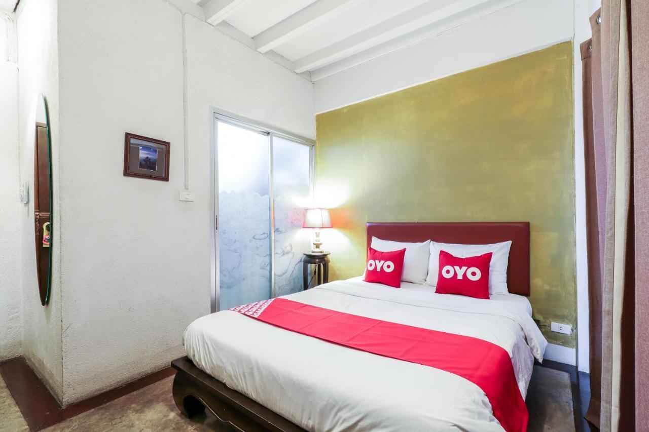 Oyo 391 Pat'S Klangviang Guesthouse Čiang Mai Exteriér fotografie