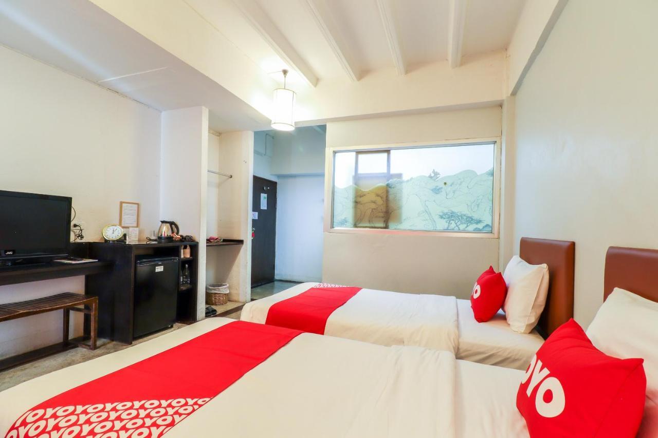 Oyo 391 Pat'S Klangviang Guesthouse Čiang Mai Exteriér fotografie