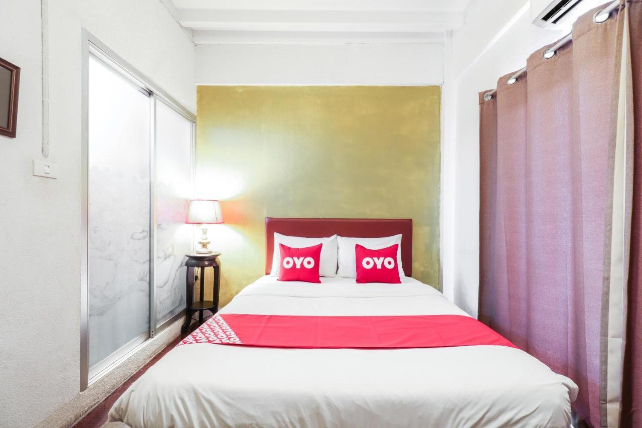 Oyo 391 Pat'S Klangviang Guesthouse Čiang Mai Exteriér fotografie
