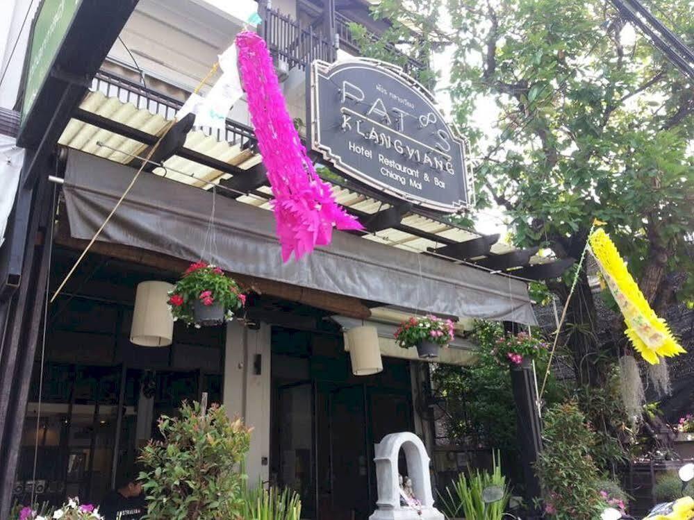 Oyo 391 Pat'S Klangviang Guesthouse Čiang Mai Exteriér fotografie